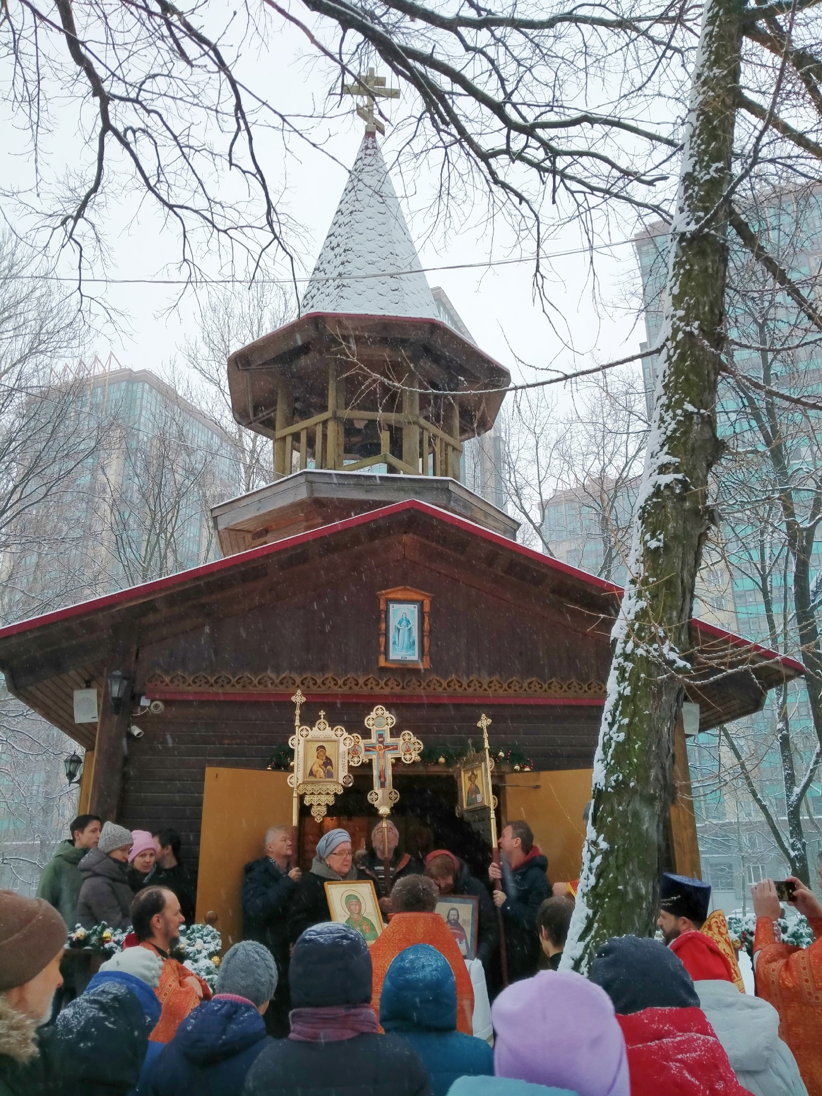 Храм Покрова Пресвятой Богородицы в Рыбацком, январь 2022